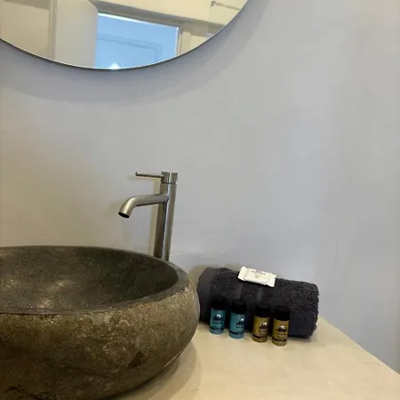 Lefkes Apartmán Kythnos