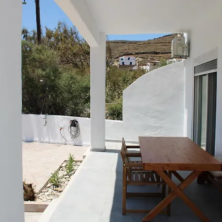 Lefkes Apartmán Kythnos